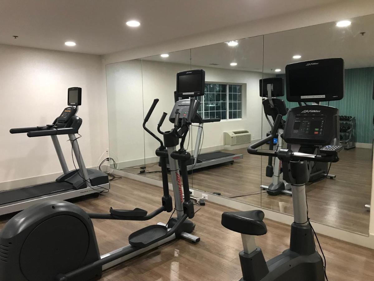 Holiday Inn Express - Canton By Ihg Dış mekan fotoğraf