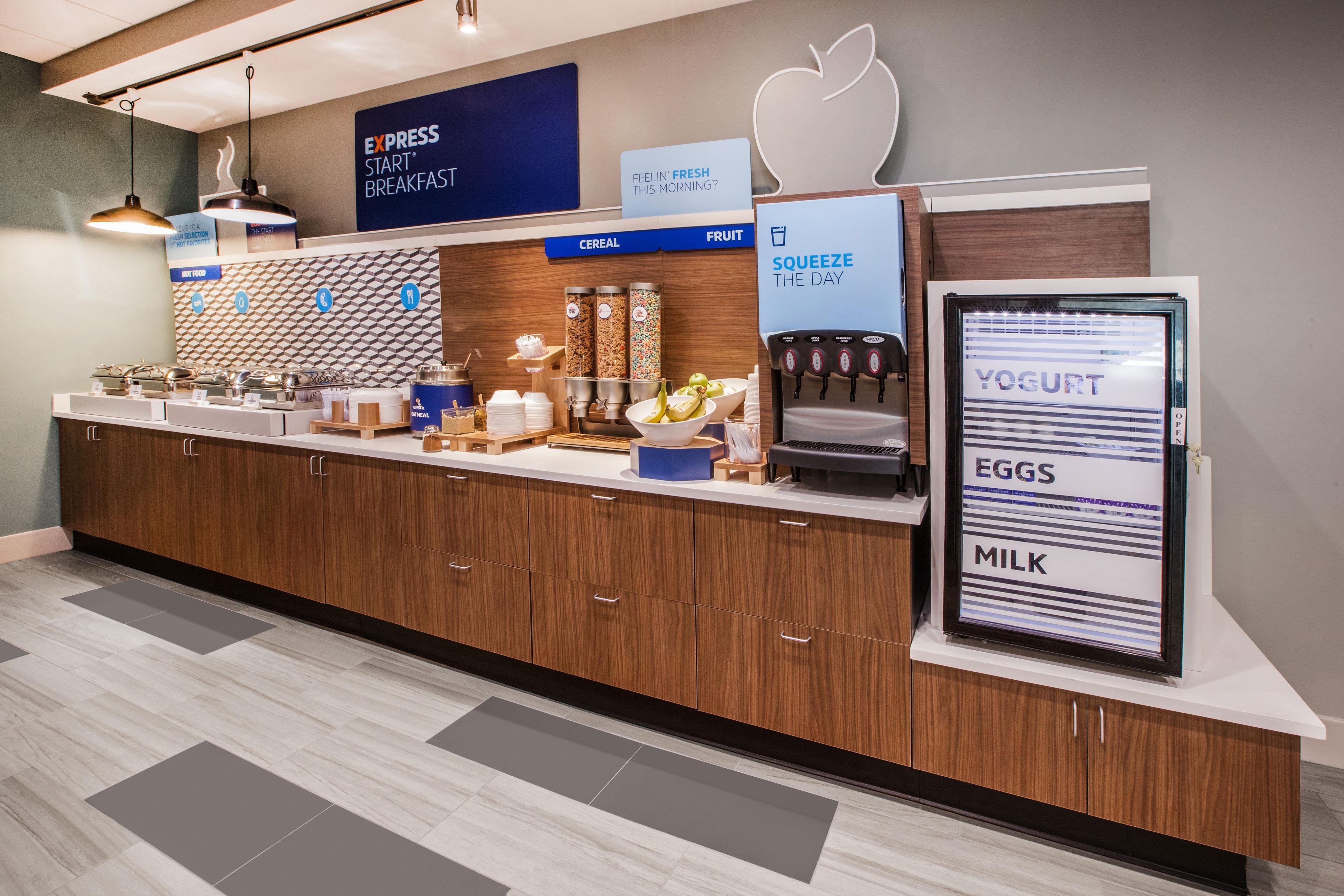 Holiday Inn Express - Canton By Ihg Dış mekan fotoğraf